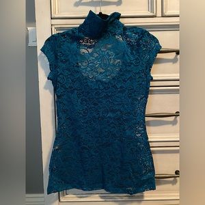Women’s Express Lace Top, Size Small